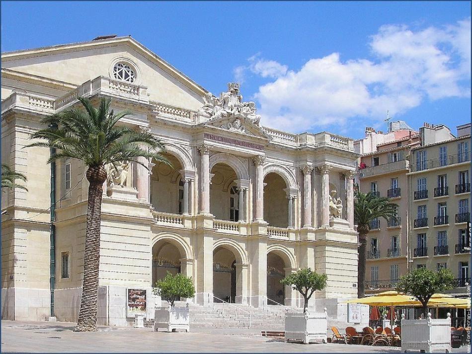 Апартаменты La Studette De L Opera Тулон Экстерьер фото